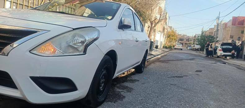 نيسان صني موديل 2020
وارد خليجي 
بيه بارد خفيف شبر
مطلوب بيه 110ورقه وبيه مجال بسيط 
الممشى 158000
نظافه فول كير اوتوماتيك ومكينه شرط
للتواصل على الرقم ***********
