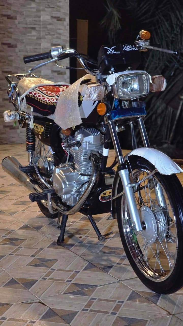 السلام عليكم شباب دراجه نامه شلامجه وراق اصولي  موديل 2023 مكان الديوانيه  شراي ينتصال. 

***********
