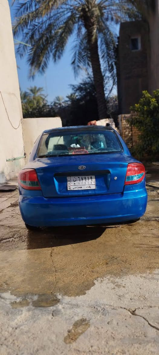 سلام عليكم كيا ريو 2004سياره نضيفه كلشي او جاهز على اخر حبايه ما عدا التبريد ما يشتغل وسياره من كلشي جاهزه اشغل او تطلع على فحص مكاني حله بابل سياره سعره ب40ورقه او بيه مجال بسيط حك الجيه اتصال بل رقم ***********
