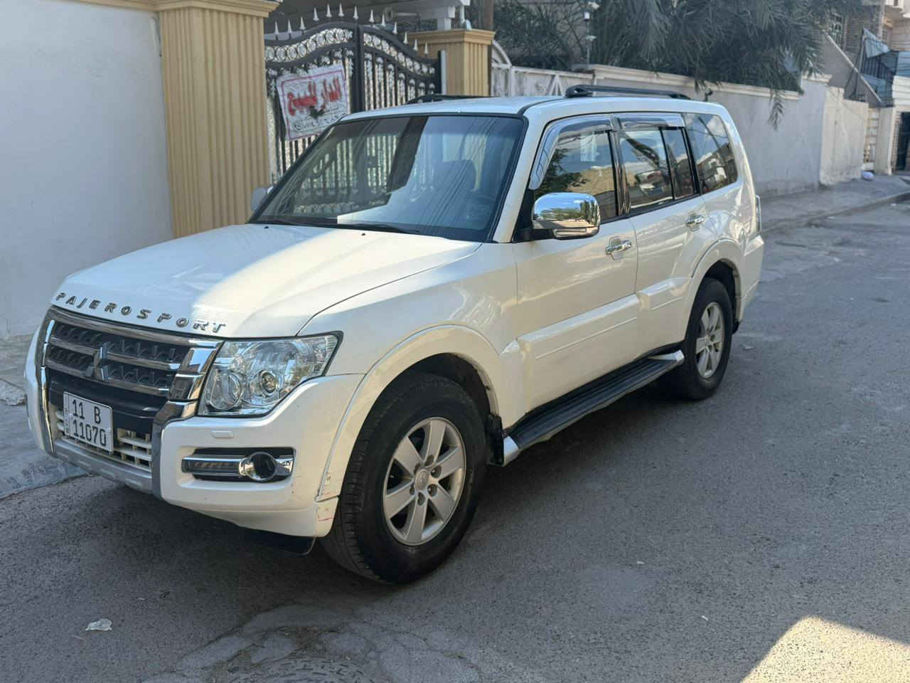 باجيرو 2008 جاهزه على آخر حبايه
بآسمي شخصياً ولسنويه لل2031 
ولسياره بيه ثلاث قطع صبغ بدون دواخل  السياره بلاديه مال شركه العامه 
الكير والمحرك والصدر والتبريد والتراي جديد
السياره خليجيه وجاهزه   رقمه بغداد الجديد الإنكليزي 
ومكانه بغداد  سعره ب98 وبيه مجال حك الجيه  وهاذه رقمي انتصل وبيك خير وادلل ***********
