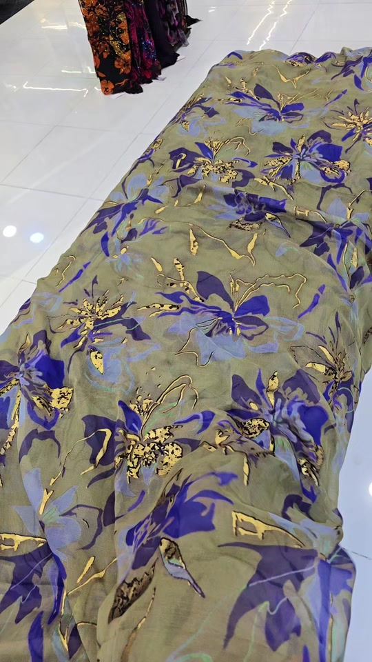 #foreyou #دهوك #hshyar_fabrics #duhok #كورد 


**إذا كنت صاحب هذا الإعلان وتريد حذفه لأي سبب، رجاءا أرسل رسالة إلى الدعم الفني**