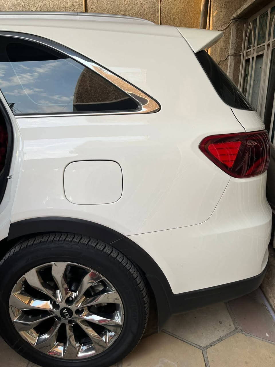 سورنتو 2020 فول مواصفات كفاله عامه حالت الوكاله
مكان السياره بابل مركز المدنينه

كيا سورنتو SORENTO KIA 

موديل 2020       السعر 260

🍁 ماشيه 100
          
السياره مكفول كفاله عامه بدون اي صبغ او تبديل وشرط ع السونار

🍁 

🅿️🅿️مرقم بغداد هزه وسنويه ولوحات جديده 

🅿️🅿️ حجم المحرك 3500

🅿️🅿️ مرتبط بكير 8 سرعات

🅿️🅿️ مفتاح التشغيل بصمة 

🅿️🅿️ حساسات امامية

🅿️🅿️ حساسات خلفية

🅿️🅿️لايت زينون + LED

🅿️🅿️ كشافات زينون رباعي

🅿️🅿️ بك لايت LED 

🅿️🅿️ شاشة 

🅿️🅿️ كامرة دوارة 

🅿️🅿️ ويل كب 19

🅿️🅿️ نوع الاطار 235/55R19

🅿️🅿️ ‏AIRBAG عدد 2 

🅿️🅿️ قبضات ابواب المنيوم

🅿️🅿️ درايف مود DRIVE MODE 

( comfort - eco- sport - smart🅿️🅿️ -snow - mud - sand)

‏🅿️🅿️ ABS

🅿️🅿️ تبريد ٣ قطع
                          
🅿️🅿️ اشاير بالمري والمري قابلة للطي AUTO 

🅿️🅿️ حاملات اكواب عدد ٨ 

‏🅿️🅿️ مخرج USB 

🅿️🅿️ مخرج AUX

🅿️🅿️‏BIuetooth

🅿️🅿️ نقطة نزول منحدرات 

شاحن موبايل وايرليس

🅿️🅿️ عدد الركاب 7

🅿️🅿️للاستفساراكثر اتصل على
***********

رقم بغداد انكليزي

🧿🧿🧿🧿🧿🧿🧿🧿🧿🧿🧿🧿🧿🧿🧿🧿🧿
