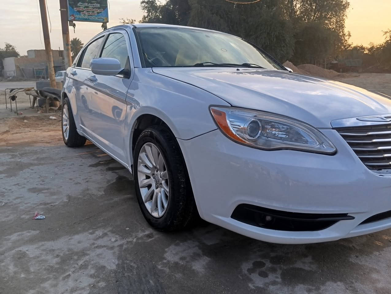 السلام عليكم مكاني بابل حله سي 200 موديل 2012 سياره جاهزه على 24 حبايه تبريد تخم تاير حداد الخلفي امامي سياره جديده على ايد شخص واحد سعر 75 رقم واسط باسمنا السياره ///***********
