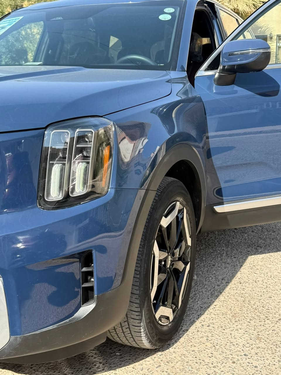 كيا تلورايد2024
فول موصفات 

رقم اربيل وبدون حادث بدون ايرباك  

السياره جديده ب معنى الكلمه 

حادثها الچاملغ الامامي سرقة 

ماشيه15الف كيلو

محرك 6 سلندر

بصمه

شغيل عن بعد كشنات سياحي Vip

ندفئه كشنات

جلد

كشن كهرباء

رادار

توقف ذاتي

سايد بريك بصمه

حساسات

شاشه كار بلي

اوتو هولد

وباقي المواصفات للفول

فتحة سقف 

السعر330وبيها مجال بسيط

***********
