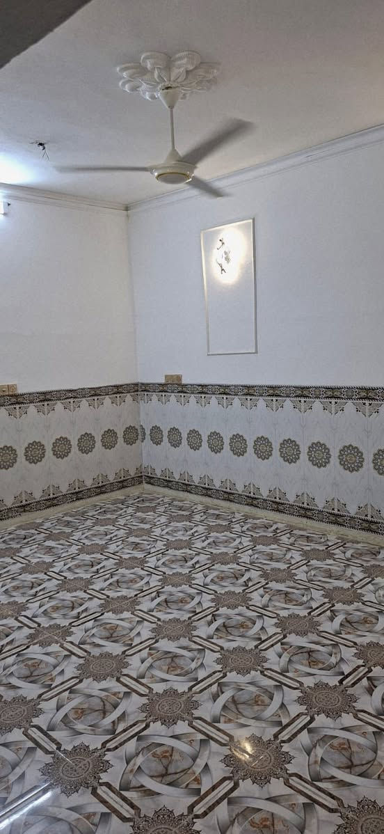 🏠دار البيع🏠

طابو ٢٥ سنه 📃

📐 المساحة: 150 متر   

🛣️ على شارع 

 📍الموقع الشعله وره العلوه قرب بانزين خانه  📍

🛏️ يحتوي على ٢ غرف نوم

🍽️ مطبخ

🛋️ صالة كبيرة

🚿 خدمات

🚗 كراج كبير مساحه ١٠ متر 

📞 للاستفسار أكثر:

الاتصال عبر الرقم التالي

***********

(يوجد واتساب)
