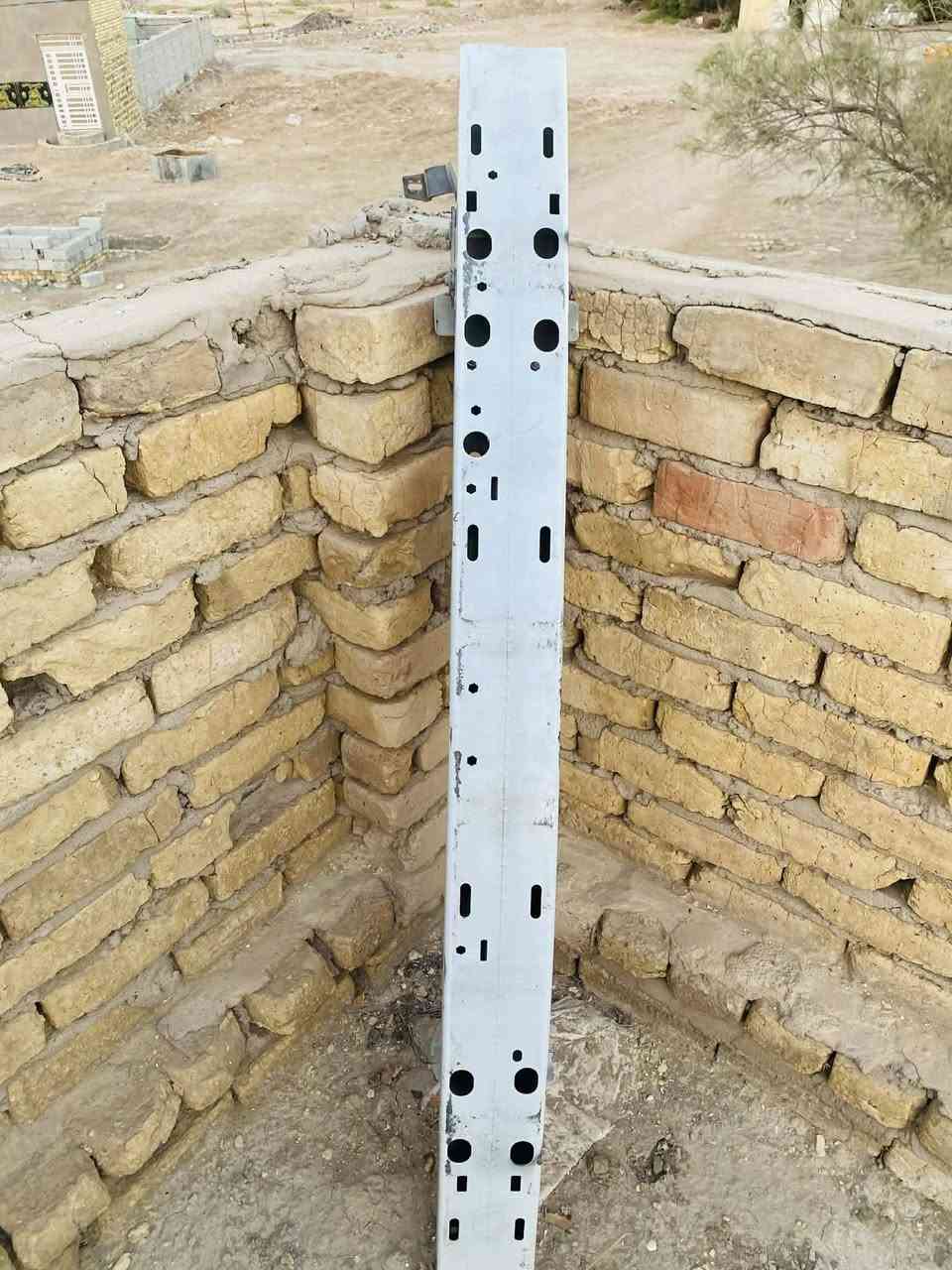 السلام عليكم ورحمة الله وبركاته اخوان هاي الغراض كلهن اصليات وجدد شرط الضمان كير ماوس كامل هوه وليده ولكاردنات صالنصه كامله حجر بيئه وهزاز وحساسات تخم اصليات تانكي والعبوات اصليات+ مبخره+ اصطابكسنات اماميه مال هيمي كاملات جيب وشد+ الغرفه مشمشي هيه وبطاين جدد+ عينه 260 + دركه+ جاملغ اماميه وكاله بدون صبغ+جنطه+ أي بي اس كامل+ عنبار بريك+ دعاميه خلفيه اصليه ام الحساس ودفيوزر+ ماستكات+ راديترات+ كمبريسر مال 14 شرط الضمان+ درايم شفتات خافليه جدد + دبه مي ماسحات+ سمجه دشبول جديده. بعد اهواي اغراض مذاكرهن   هذني الغراض كلمن وسعرها اتصل وبيك خير وتدلل ***********
