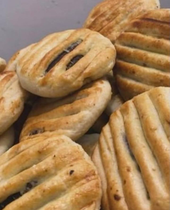 فتحت حجوزات كليجه العيد الليحب يحجز يراسلني ☺️
حجز واتساب ***********
كيلو بس تمر ب 6.
مشكل ب 8

يوجد توصيل🚙 حصوة، خان ضاري،  ابو منيصير، حي رساله
