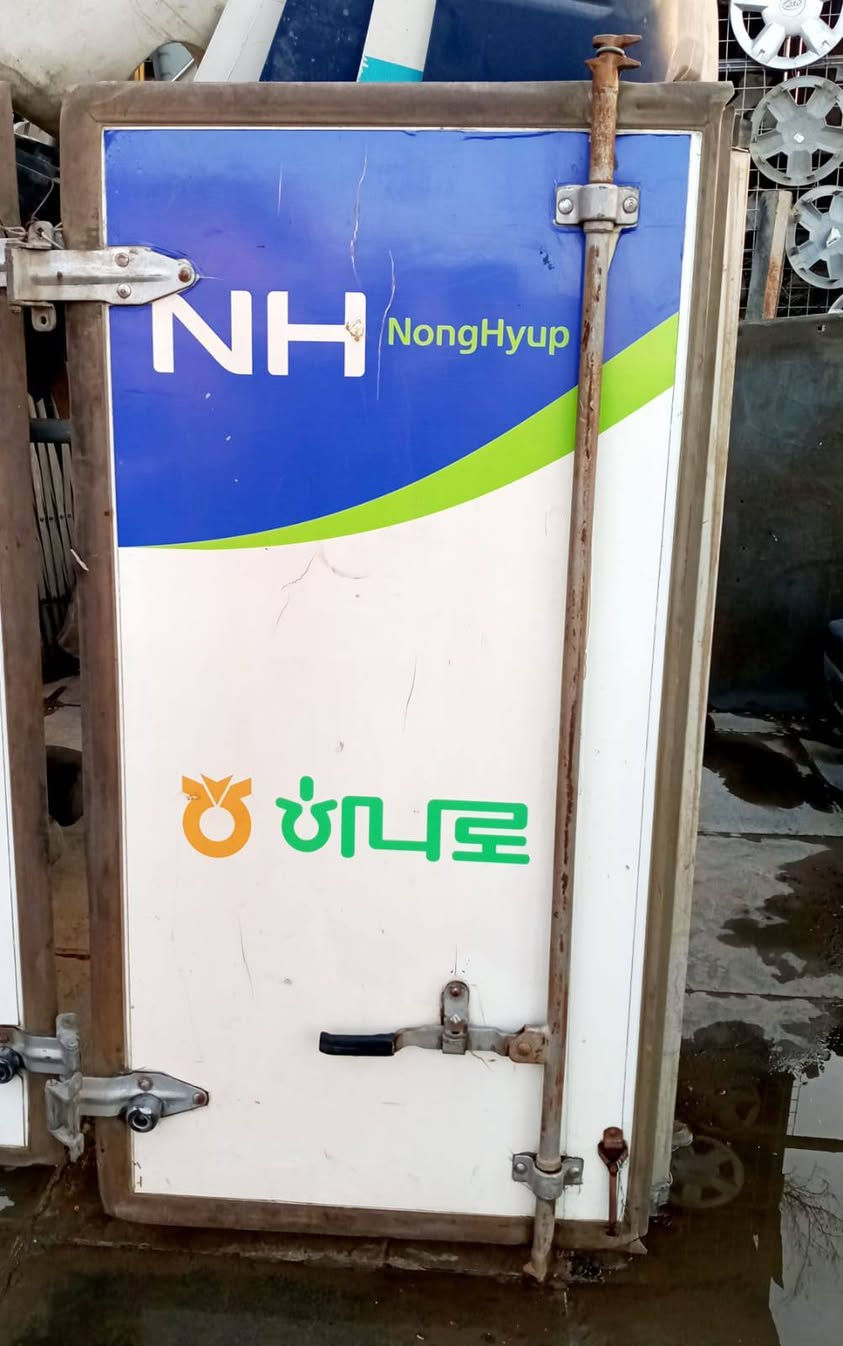 بيبان براد جدد للبيع السعر 600وبيهن مجال مكاني بغداد موبايل***********
