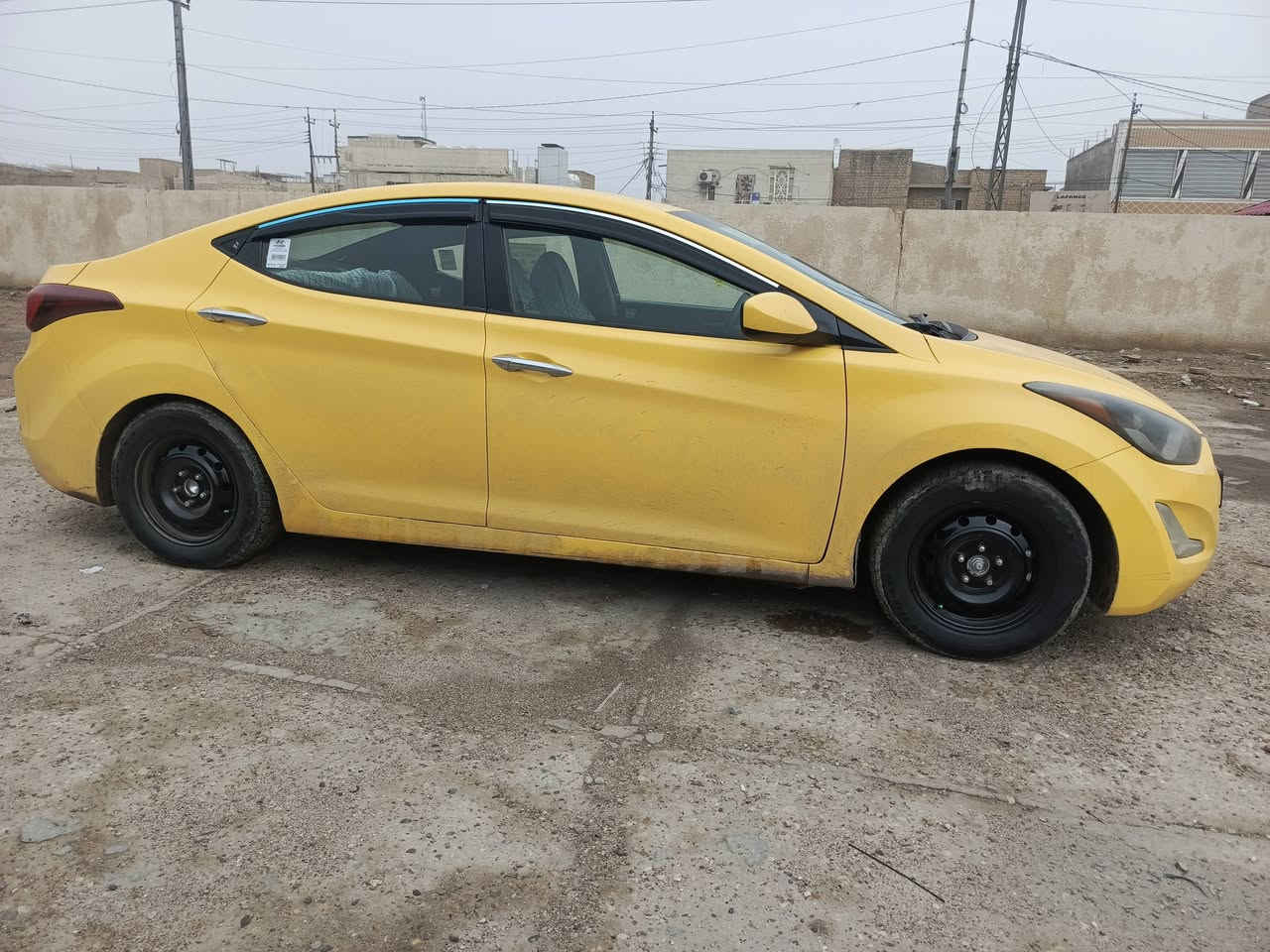 النترا 14رقم بغدادمشروع وطني بأسمي وارد امريكي جاملغ وبنيد  بدون دواخل محرك 1800دوش حداديه جديده تخم تاير جديد السعر 103مجال قليل الاتصال ***********
الشراي يتصل ويدلل العنوان مركز العماره.
