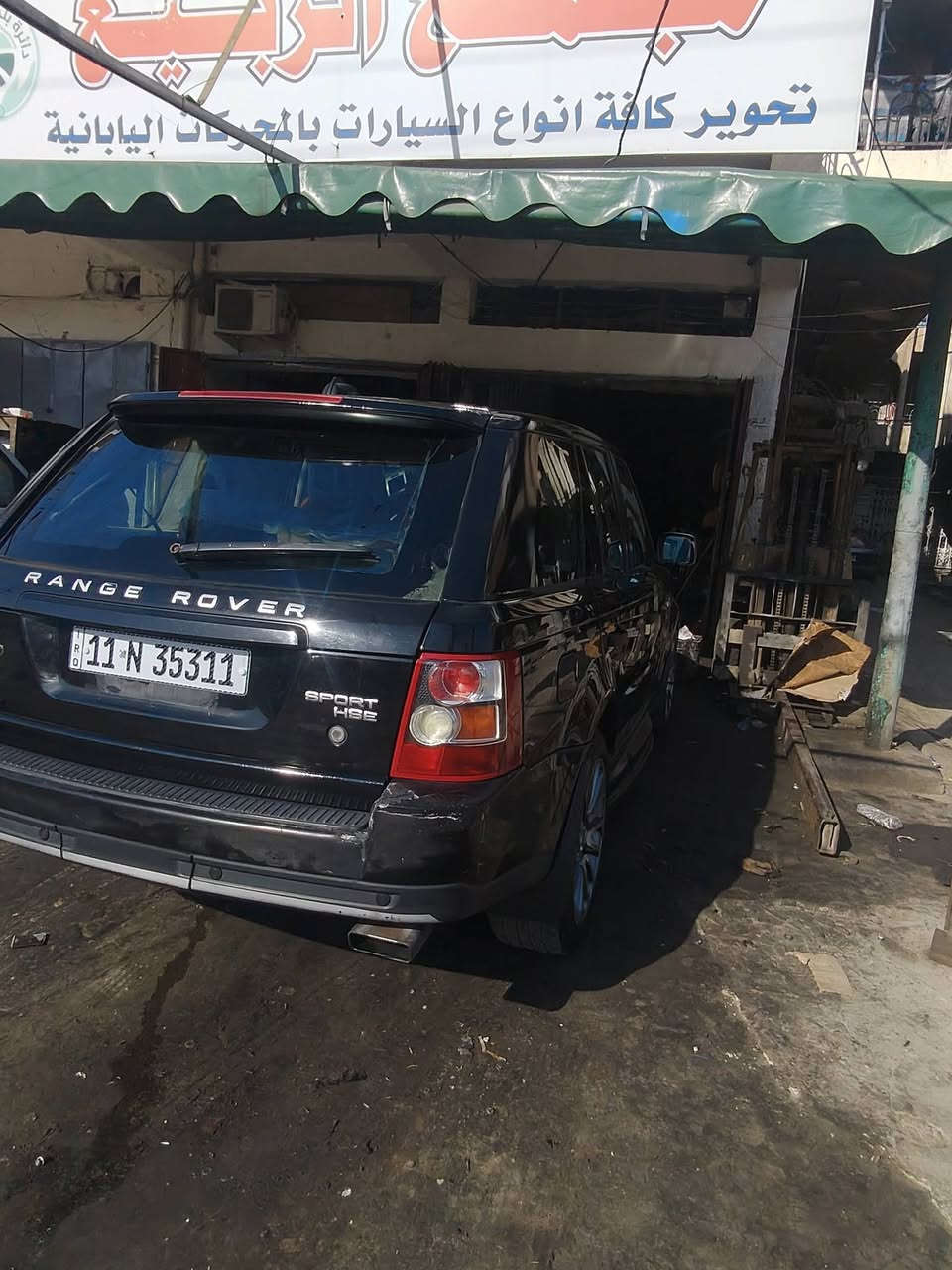 السلام عليكم رانج موديل 2006 رقم بغداد بسمي سياره بلاديه لا صبغ ولا ضربه مكفوله  مكينه بيه فيفتي 3000مال بطه سعر 85 بيه مجال بسيط اي ستفسار اتصل ***********
