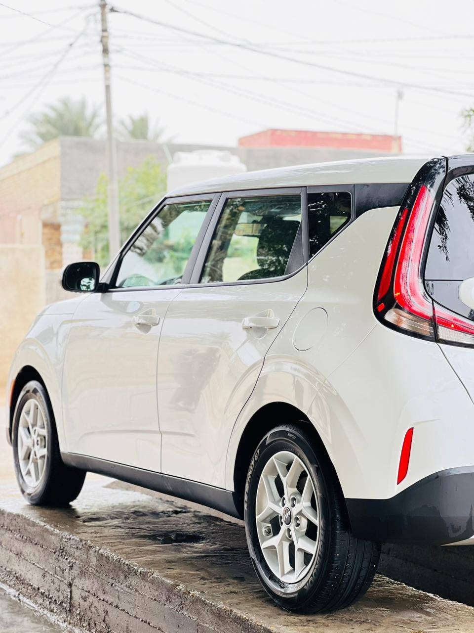 السلام عليكم من رخصة الادمن المحترم كيه صول موديل ٢٠٢٣ وارد امريكي حادثه مثل ما موضح بدون أي دواخل بدون ارباك السعر ١٦٥ وبيه مجال قليل العنوان بابل محاويل رقم الموبايل ***********
