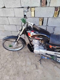 للبيع • دراجة