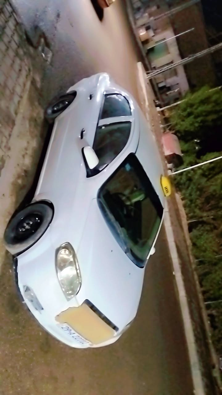 سلام عليكم ورحمة الله وبركاته افيو 2010للبيع***********
