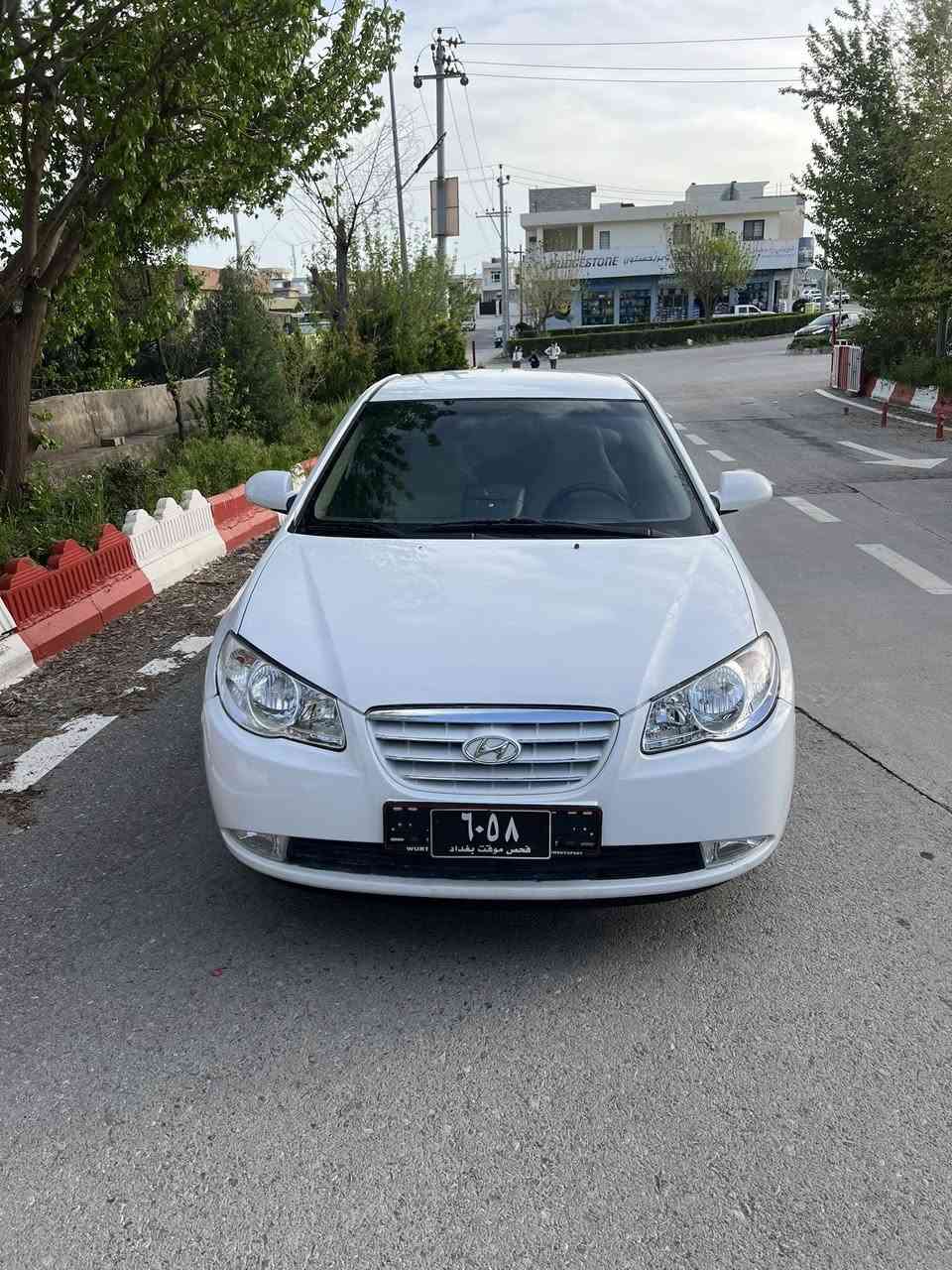 ئاڤانتی مۆدیل ۲٠٠۷ فولە بەس سڵایت نیە ناوزەردە كوشن جڵدە كوشن هیتەر تەبریت لەمس  كامێرا یە حاسەیە گێرو مەكینەی بەشەر خایس و كەڤەر گؤراو بەشەرت سەیارەكە زۆر جوانە شوخت و چاڵ و چۆڵی نیە 
شوین .رانیە ***********
