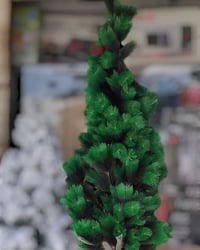 عرض خاص على شجرات الكرسمس  بمناسبة قدوم رأس السنة والكمية محدودة  شجرة...