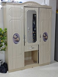 كنتور الي يفيده خل يجي ياخذه وبالعافيه عليه مكاني بالكراده ‏‪078389915...