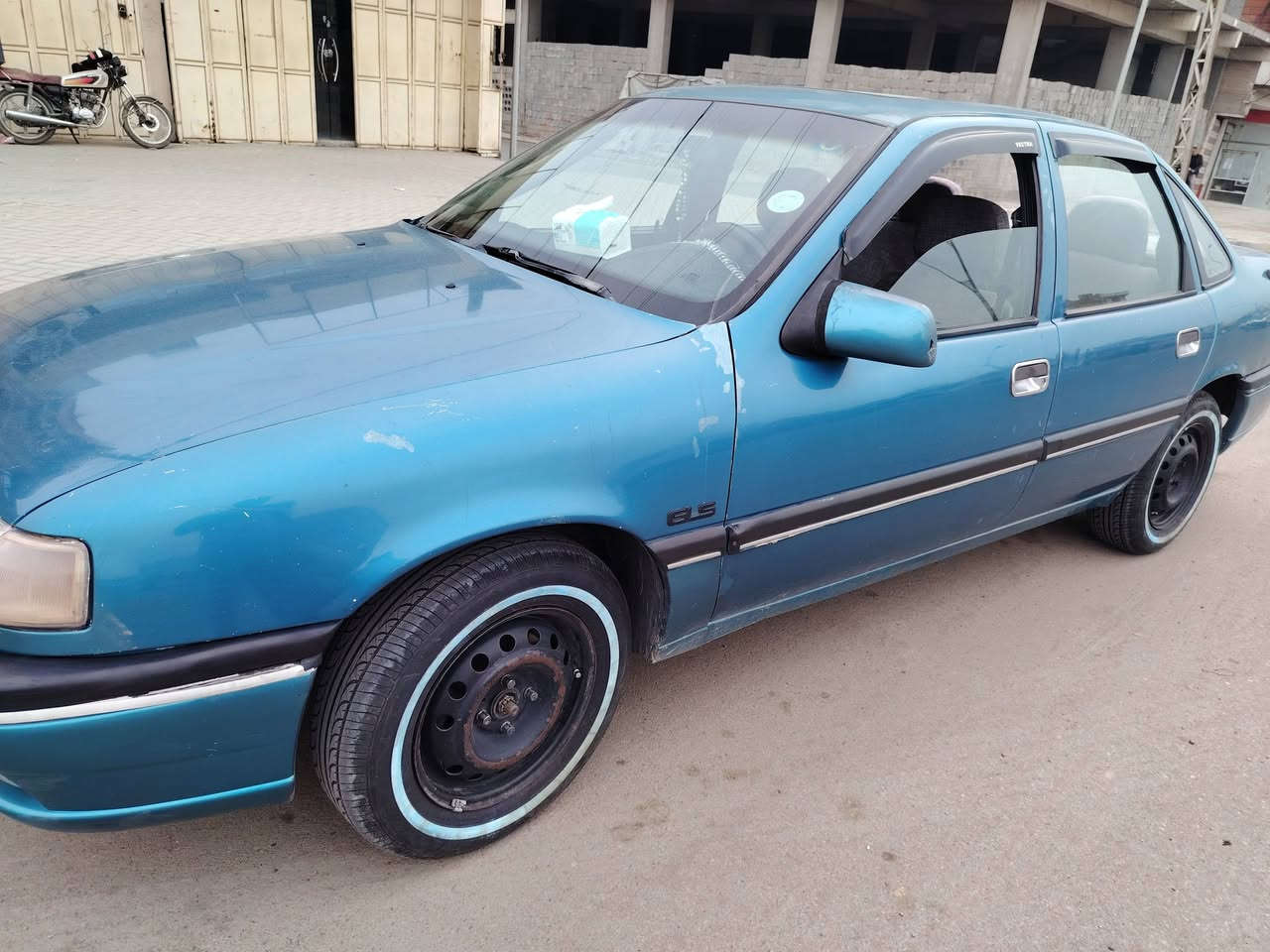 السلام عليكم للبيع اوبل فكترا حجم ١٨ رقم بغداد اوتوماتيك موديل ٩٥ سنويه ٣٠ مشروع وطني تخم تاير جديد Abs سلايت تنته فول كهربائيات كله شغال لايت زنون عالي ناصي سيارة مال جناي
مكاني كركوك حي الواسطي
***********
