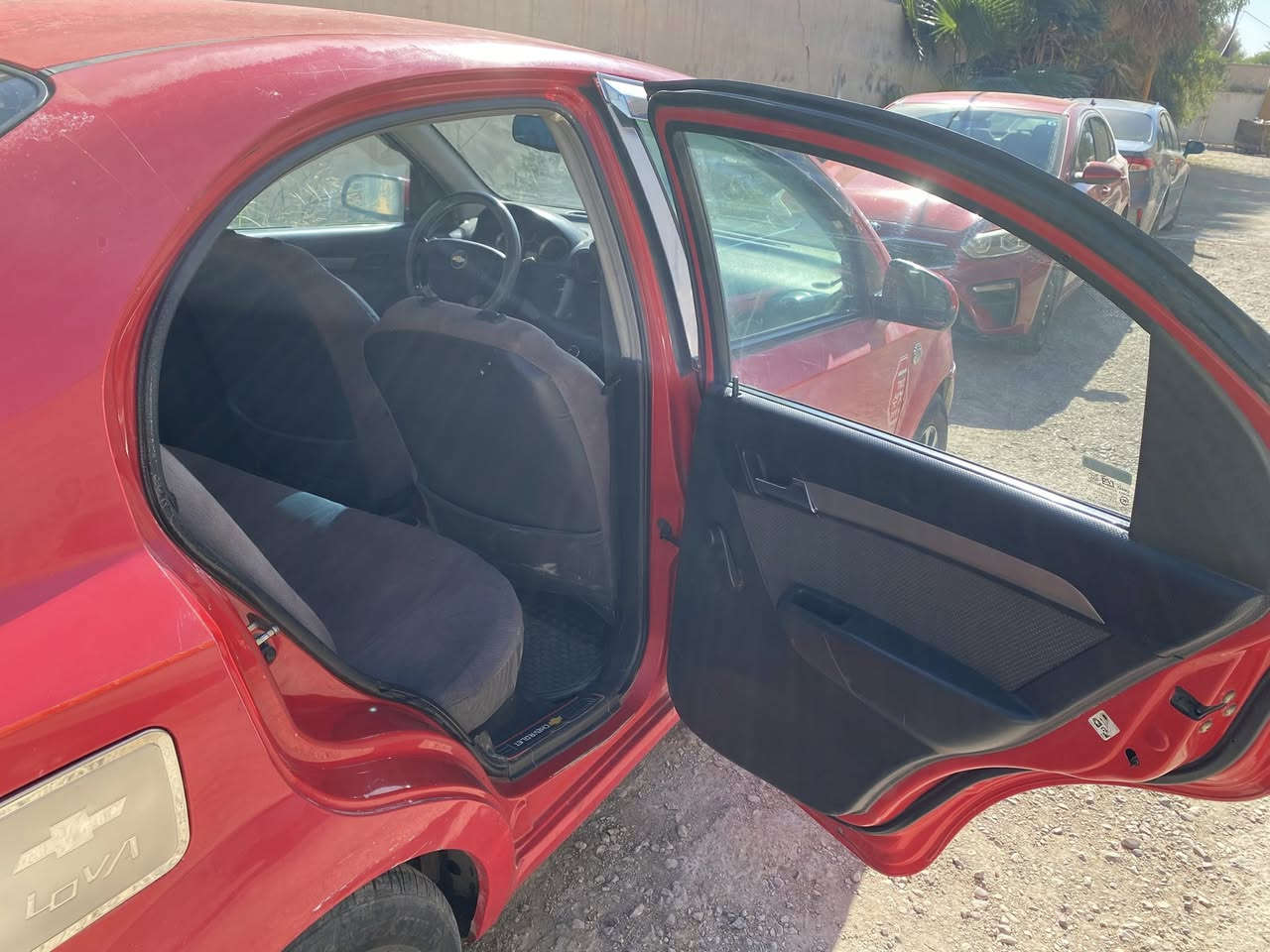 موديل ٢٠٠٧
كير مكينة صدر كهربائيات تخم تاير ويل كب جاهزة السيارة 
تحتاج صبغ مثل ما موضح بالصور 
العنوان ديالى بعقوبة
سنوية لغاية ٢٠٢٨
السعر ٥٥ وبي مجال 
***********
