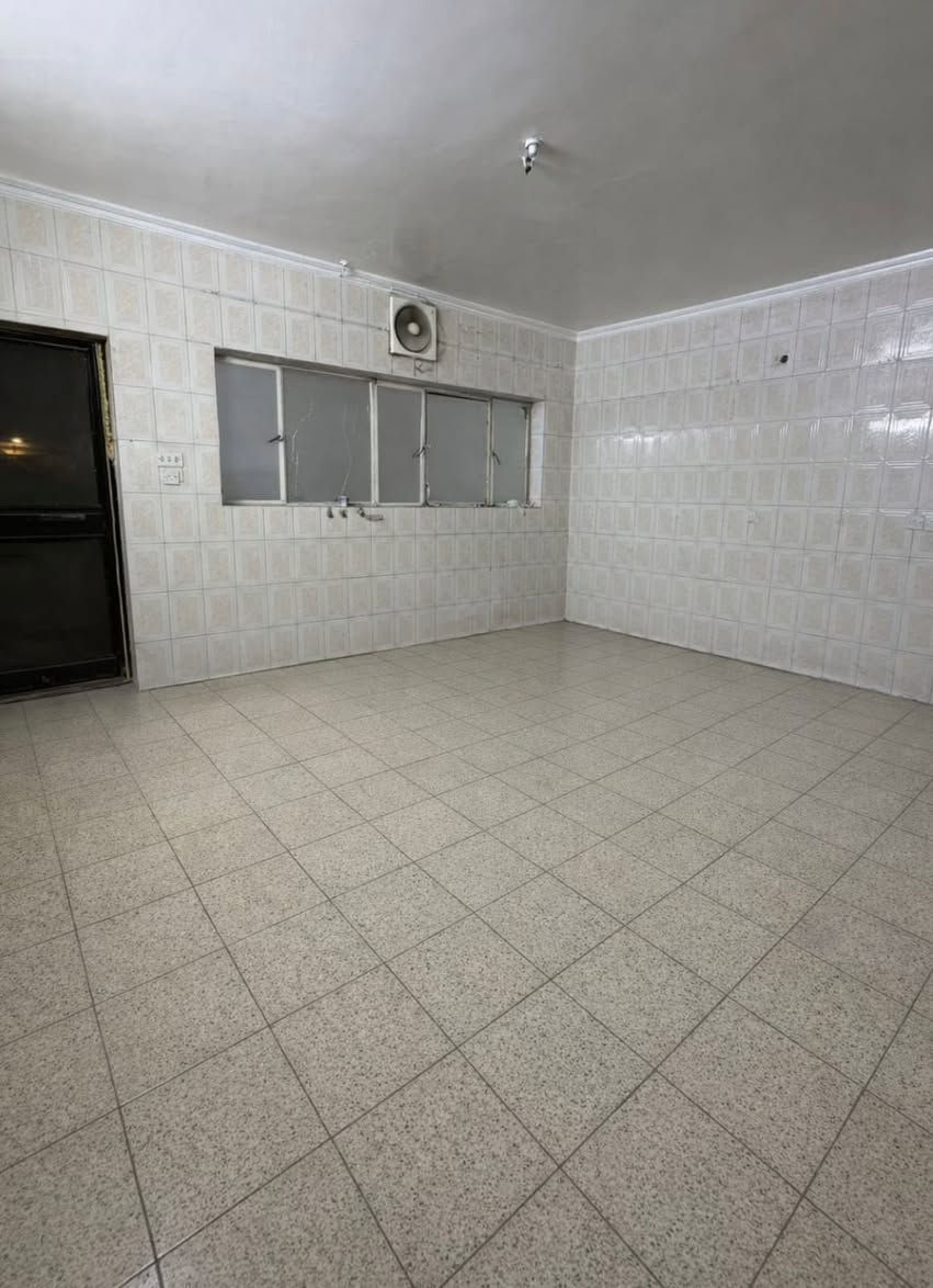 بيت للإيجار – زيونة | محلة 718
📍 خلف مدينة ألعاب بغداد
المساحة: 250 م²
✅مواصفات البيت:
✅حديقة
✅كراج
✅استقبال كبيرة
✅مطبخ
✅غرفة نوم  خدمات
✅منور

الطابق الثاني:

✅غرفتا نوم وخدمات

للاستفسار والتفاصيل أكثر:

📞***********

📞***********
