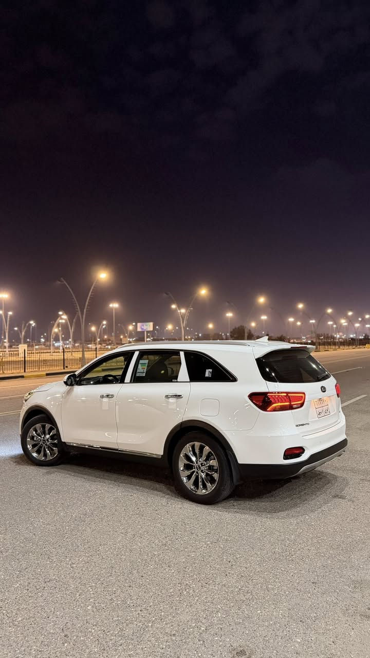 سورنتو 2020 كفاله عامه 6 سلندر ماشيه 75 الف حقيقي السعر 260 وبيها مجال لاستفسار ***********
