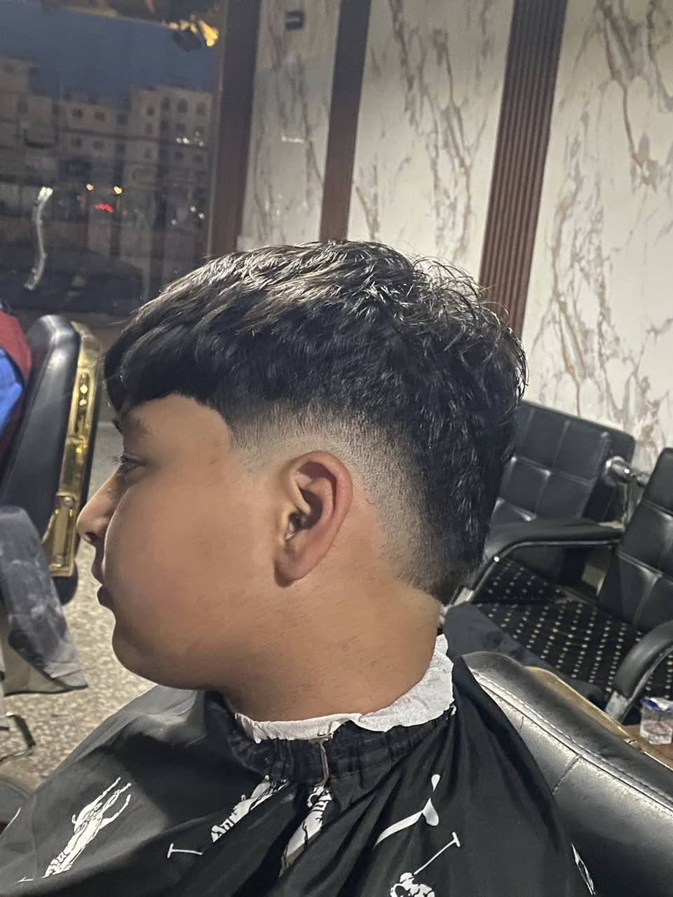 السلام عليكم ورحمة الله وبركاته بسماية كوافير الكابتن ترحب بكم الشارع العام مجاور سنتر دراهم وبيت بيوتي هاتف ☎️***********
