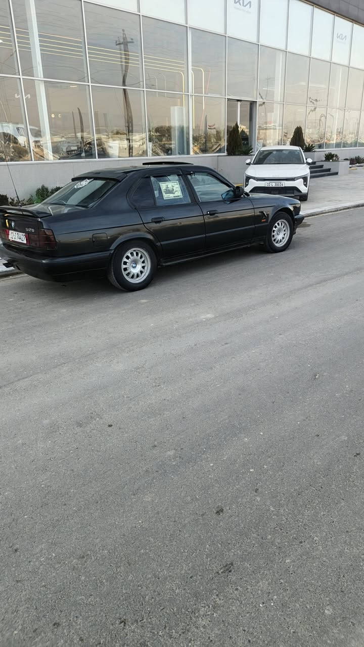 سلاام عليكم اخوان بيع مستعجل بي إم 525 رقم مصطره هزه جديدة سنويه لا 30 محرك كبس كير توماتيك كير محرك شرط كابون بانزين شرط تحويل سيارة مكفولة من طخه وضربه فقط صبغ جماليه طخم ورا وكدام كلو جديد طخم تاير جديد وايرمنيه كلو شغال سيارة ترايك لا بغداد عنواني موصل حي الميثاق السعر 52 بيه مجال شي قليل خوان مكلف بل نشر اليحب يخبرني عل رقم ***********///***********
