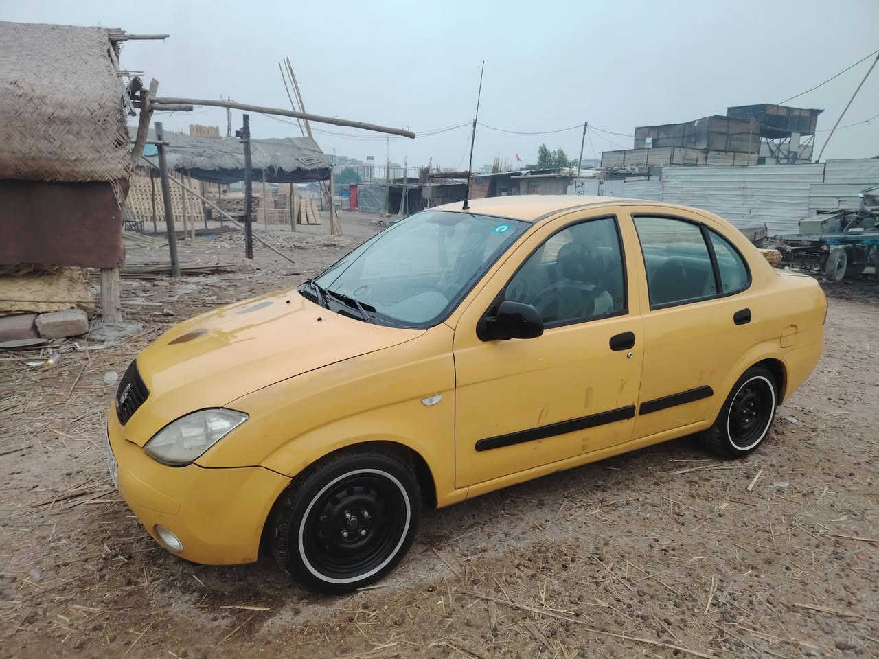 السلام عليكم طيبة مديل 2016 رقم بغداد بسمي سيارة حلوة بيهة بس هاذا الجراد البنيد مكاني بغداد الكاظمية سعرهة 38 ورقة بيها مجال بسيط ***********
