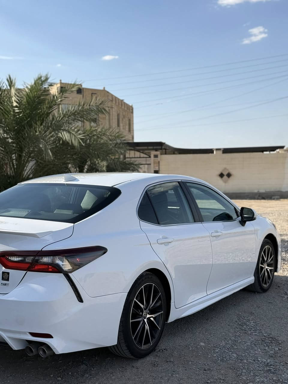 السلام عليكم 🤍
جمعة مباركة 
كامري 2024 أبيض se
ألسيارة بدون صبغ فقط بارد بل بنيد وراس الجاملغ 
والباقي كفالة بدون شخوط بدون رصعات بدون اي شي 
ماشي 34 mil گير ومحرك شرط 
تايرات جديدة وبدون اي نقط السيارة جاهزه على أخر حباية 
رقم بغداد تحويل شرط 
السعر 200 وبي مجال
***********
***********
