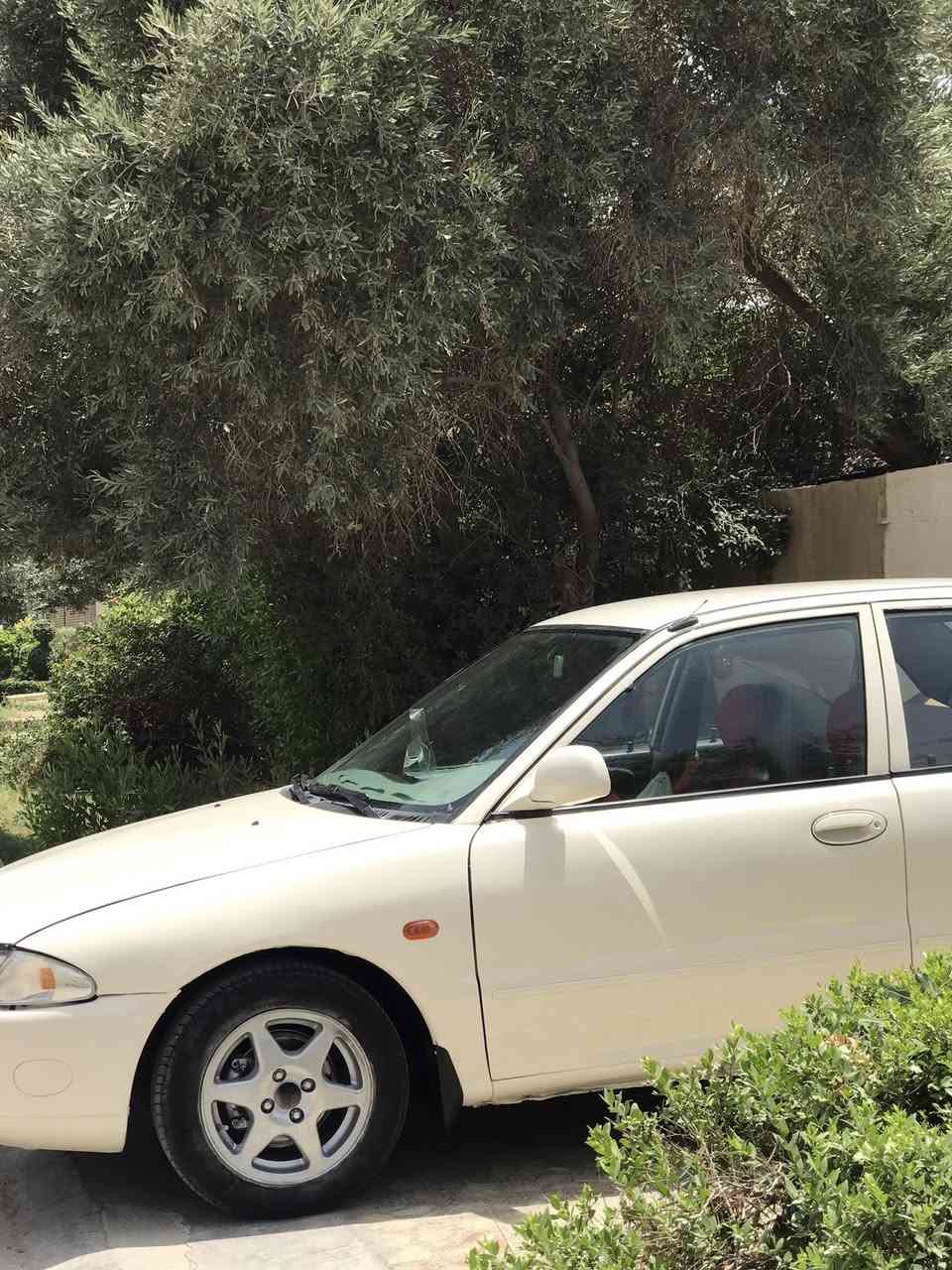 بروتون. 2004 شركة عامة  اوتوماتيك كابريتر. السيارة بدون اي نقص صبغ جمالية  صدر. كهربائيات كير محرك. . الشركة  . رقم بغداد  مكان بغداد زيونة *********** سعر السيارة من الاخير 54 ورقة  صدر 80 بلمية  بيها ضربة ربع جاملغ ايمن. مصلح نفسة السبارة بدون تبديل
