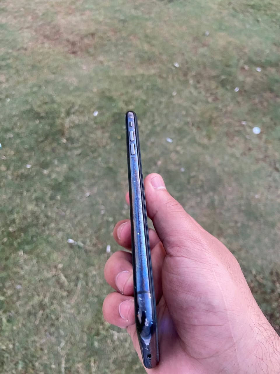 السلام عليكم ايفون ١١ برو ماكس ذاكره ٢٥٦ مبدل بطاريه وشاشه احسن نوعيه بلسوك الظهر بي فطر بسيط  للبيع ب ٢٢٥ وبي مجال بغداد غزاليه ***********
