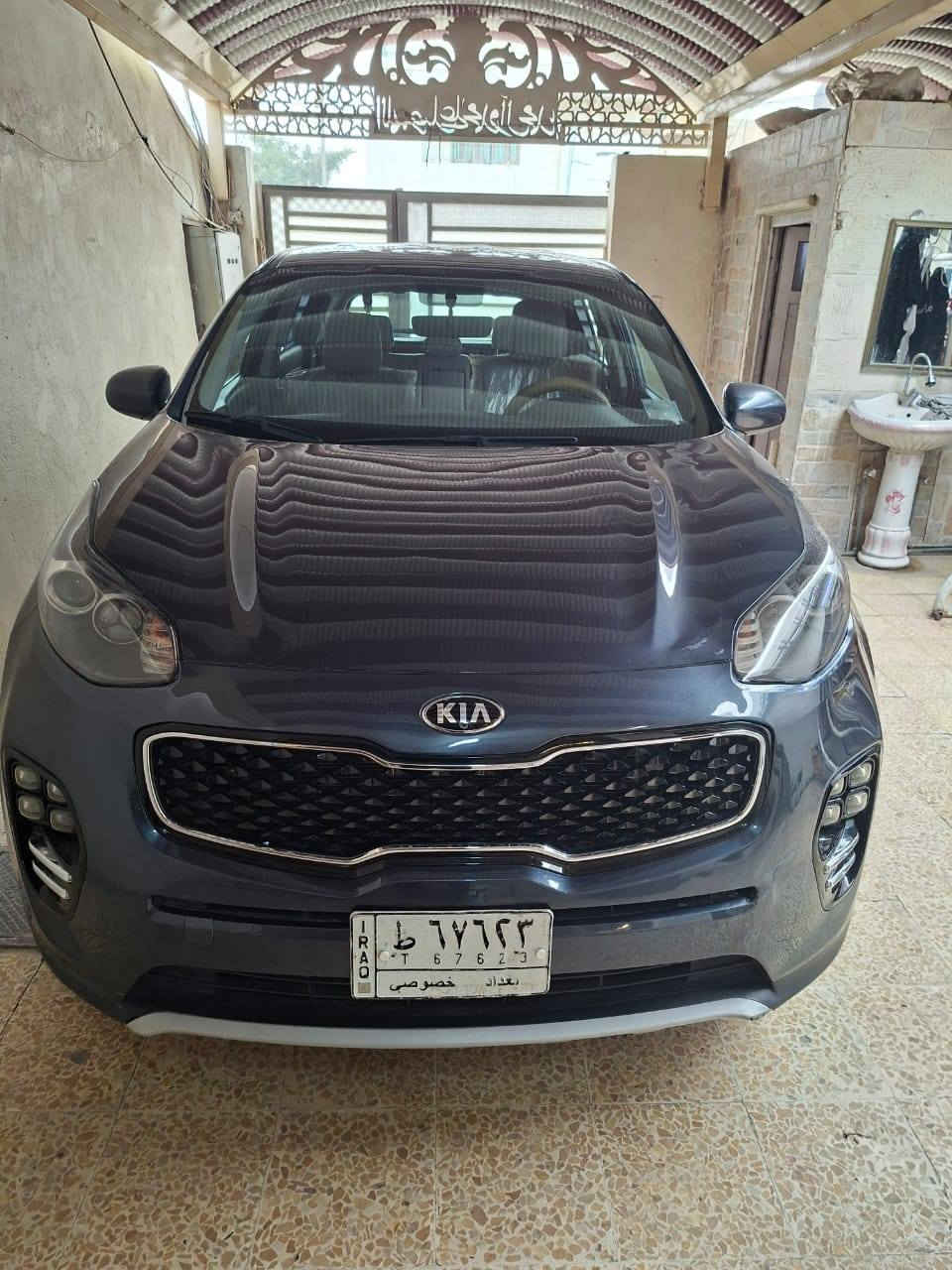 كيا مويدل2018 وارد أمريكي ماشيه 79 رقم بغداد مشروع وطني تحويل ثاني يوم ليبل واحد صبغ صفحه السايق بباب وجاملغ أثر جراد فقط حادثها بخشم البنيد ومصبوغ فقط وبدون دواخل السياره جديده جدآ سعرها ب145 وبيهه مجال بسيط للشراي مكاني بغداد حي التراث قرب تقاطع درويش ***********
