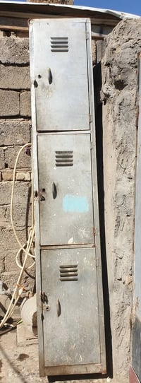 لوكر حديد • مترين ونص • حي الكوفه