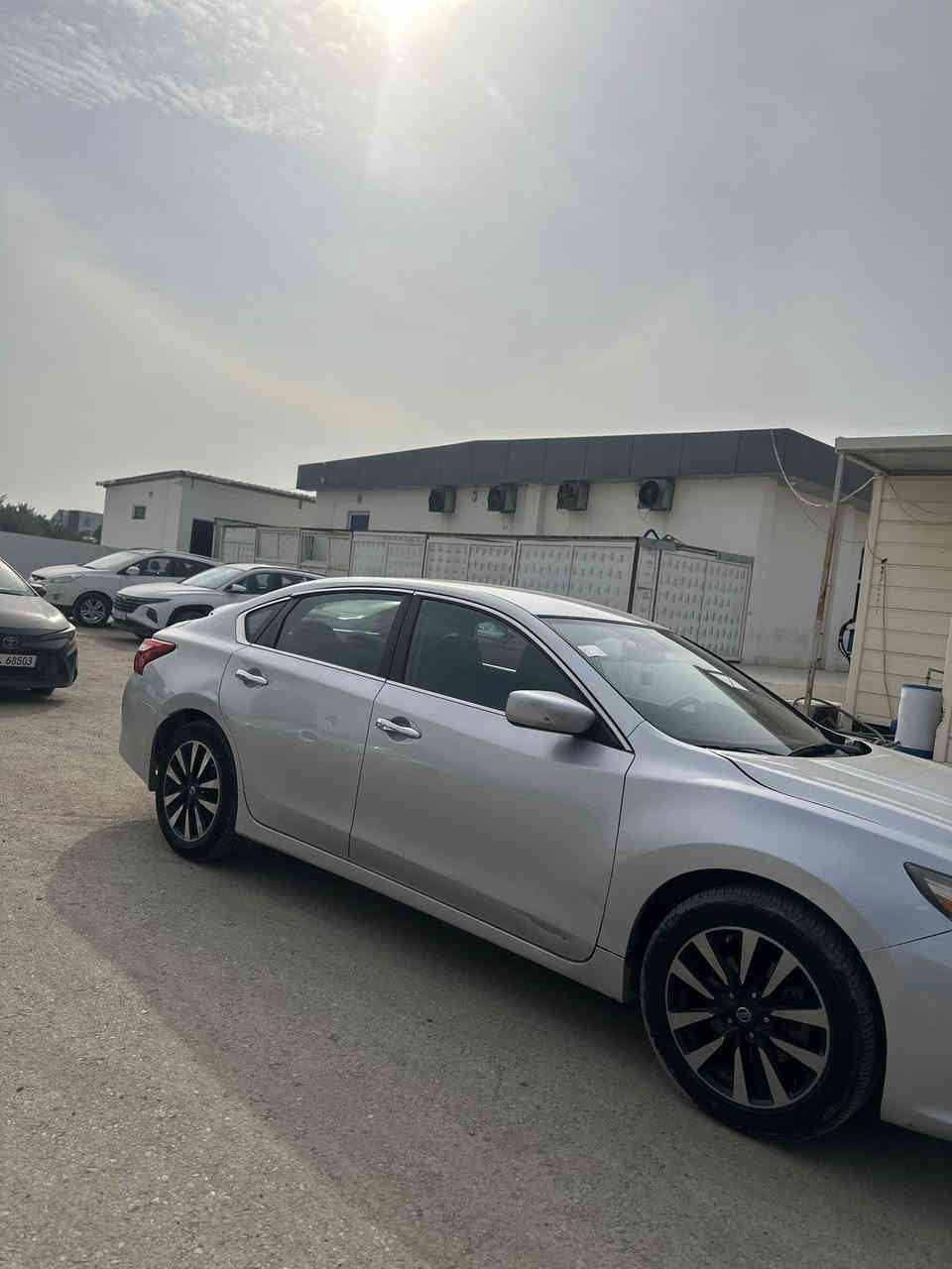 نيسان 2016 كير 2020 سيارة نظيفة حادثها قطعة وحدة بس بنيد  *********** ااسعر 128 وبيها مجال
