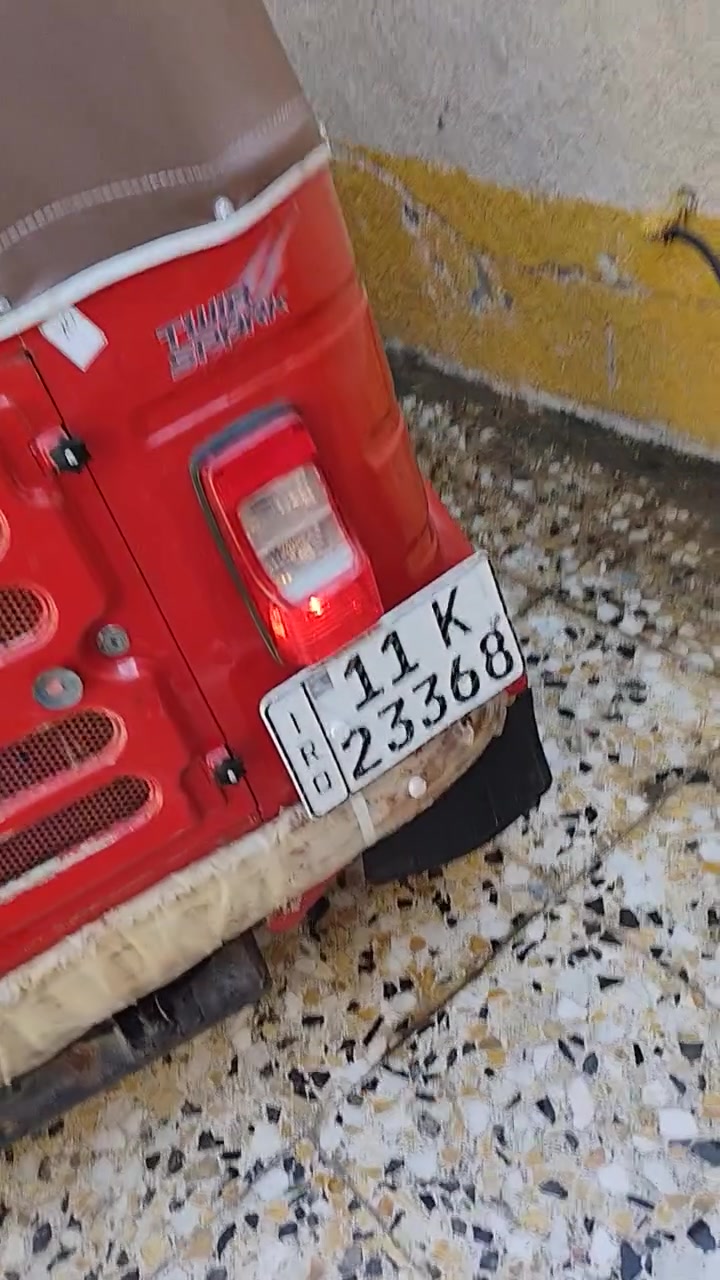 سلام عليكم تكتك للبيع كاملة مكملة كبل لشارع كهربائيات كلهة شغالة مكينة مال ٢٠ سعر ٥٥٠٠وبيهة مجال مكاني رشاد تحويل ثانيوم بسمي
 ***********
