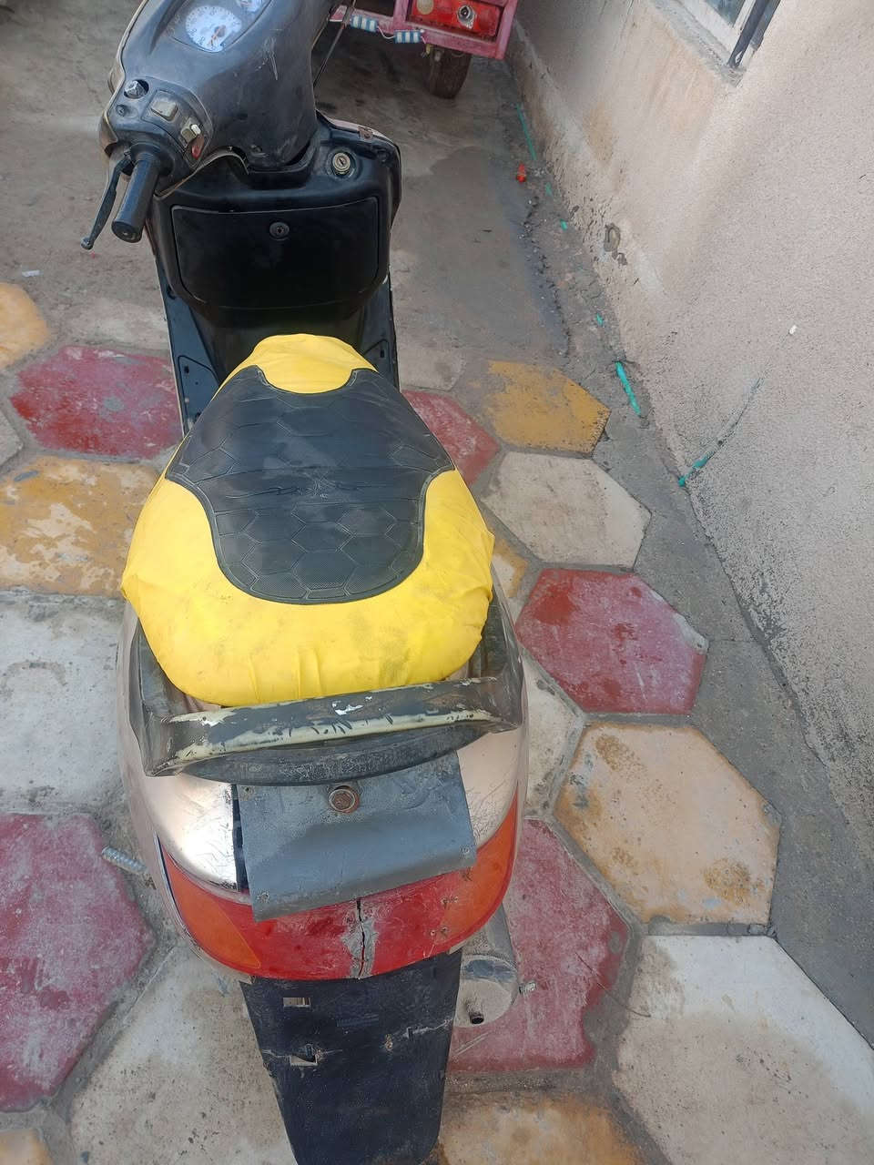 فراشه للبيع حلوه ونضيفه السعر خاص الرقم *********** او امراوس بدراجه ايراني ونطي فرق
