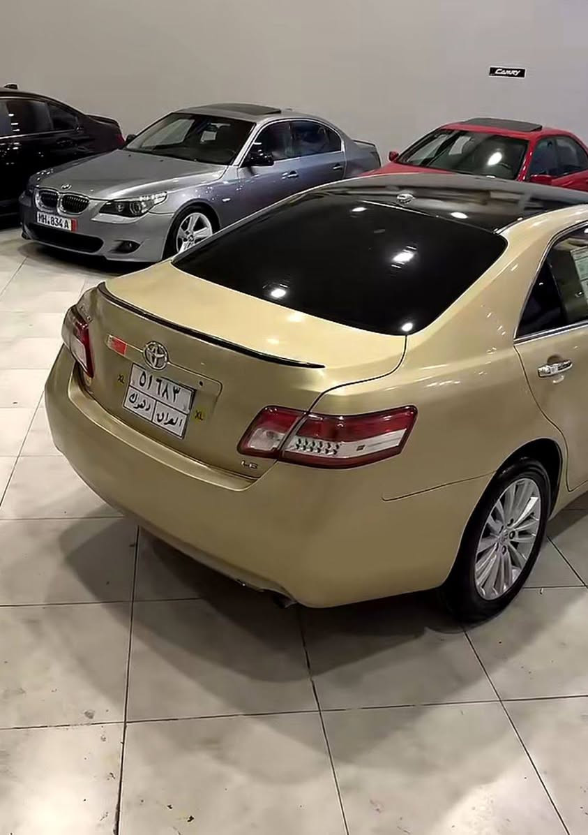 🚗 كامري 2009 | نظيفة جدًا جدًا
السيارة كلشي بيها شرط، استعمال شخصي ونظيف.
🔹 حزام صبغ للزينة فقط
🔹 محرك 4 سلندر نظيف وقوي
🔹 القير شرط يبدّل ناعم
🔹 ستيرن تحكم
🔹 تحديد سرعة
🔹 شاشة كبيرة
🔹 كاميرا خلفية
🛞 تايرات جديدة
🛞 ويلات أفالون أصلية ونظيفة
🚫 صفر ضرب
🚫 صفر حوادث
🚫 صفر دعم
حتى الدكم ما متأثر نهائيًا
📍 رقم دهوك
سعر 97 ورقه 
غرامه ورقتين تنخصم من السعر


**إذا كنت صاحب هذا الإعلان وتريد حذفه لأي سبب، رجاءا أرسل رسالة إلى الدعم الفني**