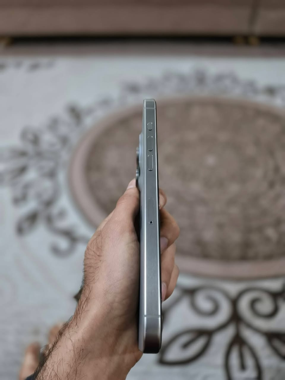 ايفون 15 برو ماكس للبيع 
شرق اوسط 
ذاكره256 بطاريه 89 نزلت بالتحديث  مبدل شاشه اصليه من الاماني متواجد بكربلاء سعره 825 وبي مجالل
نضيف شخط مابي 

‏***********
