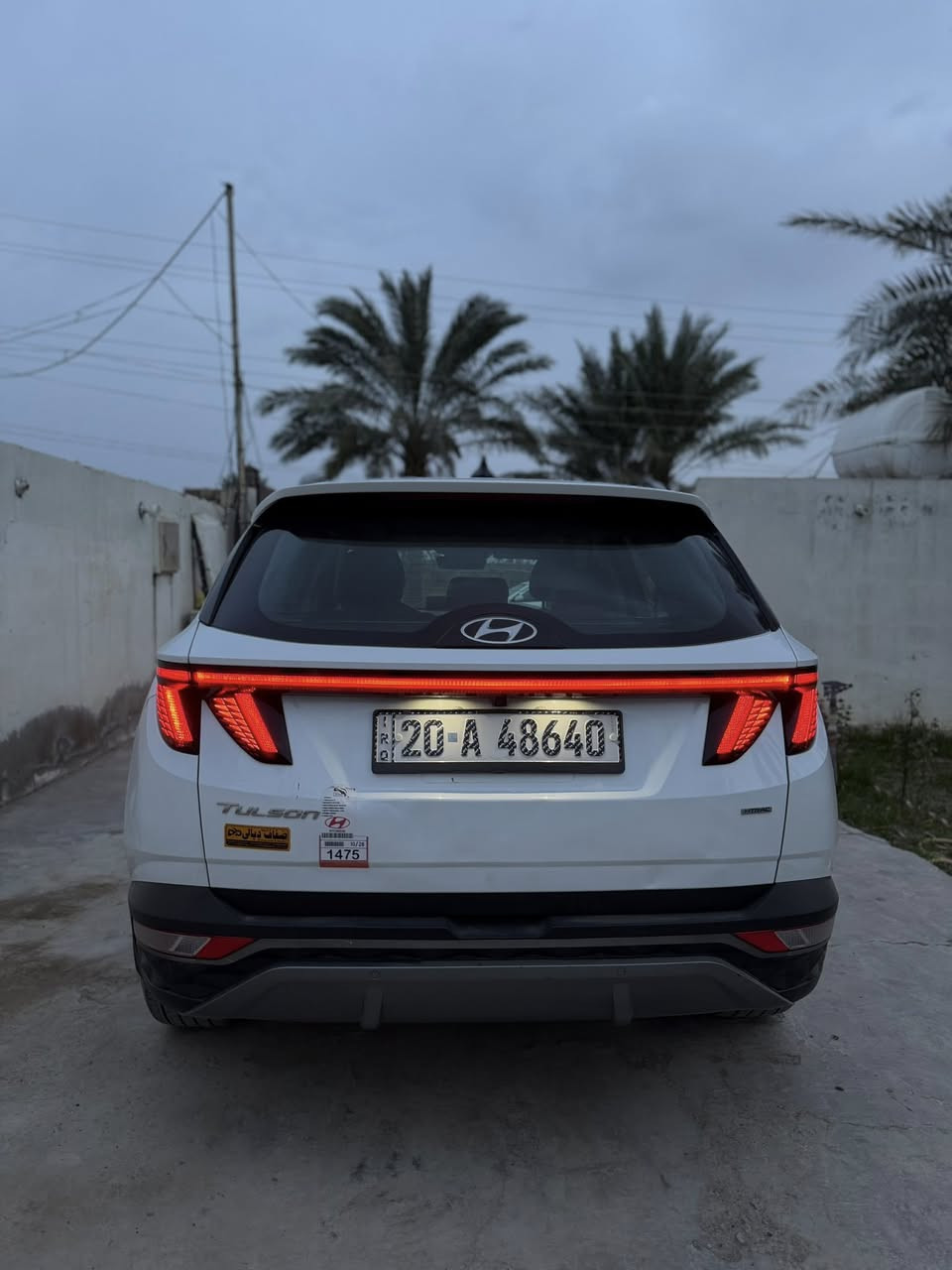 توسان 2022 وارد امريكي لمتد
مواصفات فول للاخير
ماشيه 50
محرك ٢٥٠٠
بانوراما 
بصمه تشغيل وأبواب 
تشغيل عن بعد 
كامرات ٣٦٠ درجه 
رادارات محيطيه ٣٦٠ 
تبريد امامي خلفي 
تدفئة تبريد كشنات
تدفئه كشنات خلفيه
كشنات كهرباء وخزن وضعيات
وبعد مواصفات هوايه 
هيه فول 1/1 
كلشي بيها 
حادثها بسيط جدا جدا 
رقم ديالى 
سعرها 190
مكاني ديالى 
***********
