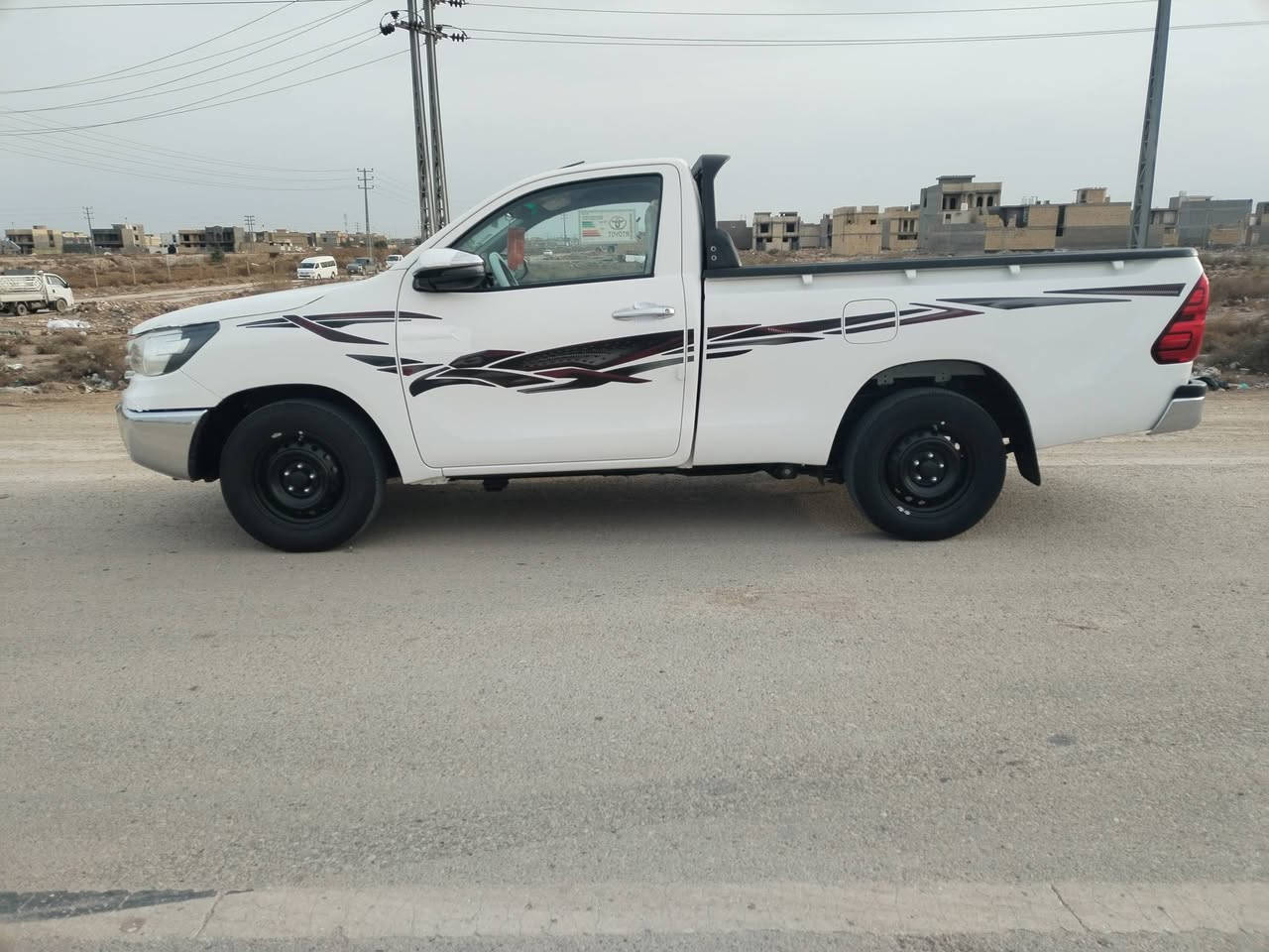 سلام عليكم هايلوكس 2022 كفاله عامه وضع الشركة ماشيه 42 ألف اصلا سعودي ام الدعاء رقم اربيل مكان واسط *********** ***********
