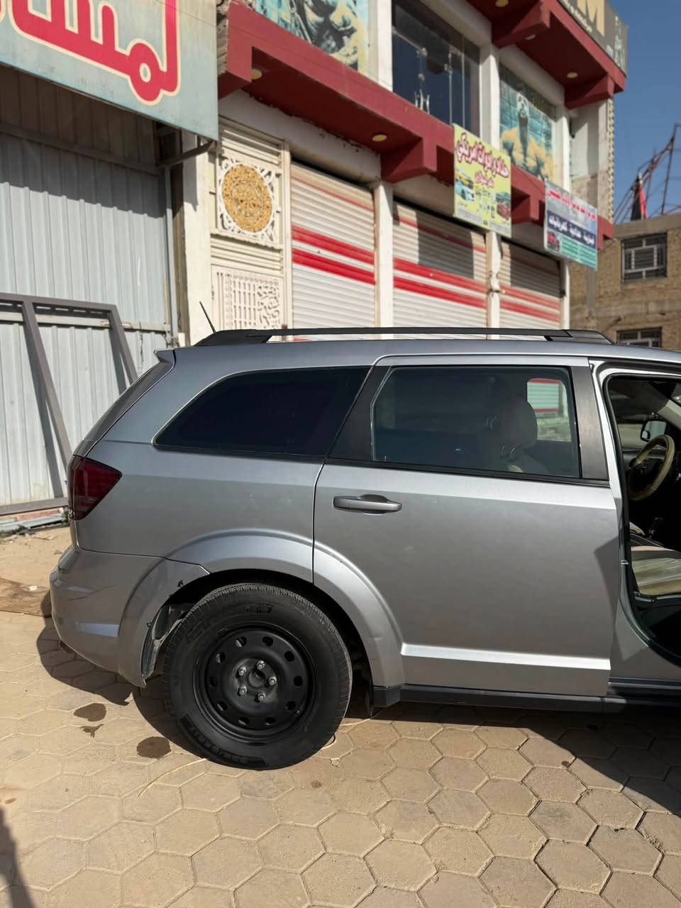 دوج جورني
2018
صبغ حزام سياره تبريد ثلج السياره جاهزه من كل نواحي 
ابيعلك سويج 
تبريد ثلج 
السياره 7راكب 
محرك 2400      4سلندر اقتصادي 
السياره جاهزه من كلشي 
غرامات ماعليه سياره 
سنويه صاقطه صارله تقريبا 6اشهر 
السعر 100ورقه 

للستفسار 
***********
