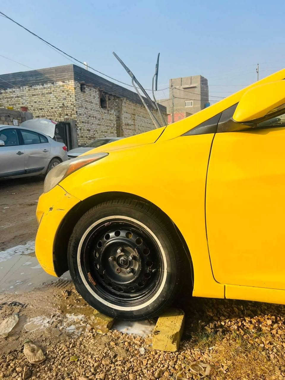 سلام عليكم النترا للبيع موديل 13 فول واحد علئ واحد وارد امريكي حادثه جاملغ وباب شرط السونار البيع فقط بدون دواخل كير مكينه حداديه تبريد تخم تاير كله جديد بسمي  مكينه مامفتوحه صبغه اوله  خير من الله  مركز المدينه السعر 95وبيه مجال قليل للاستفسا ‭‏‪***********‬‏
