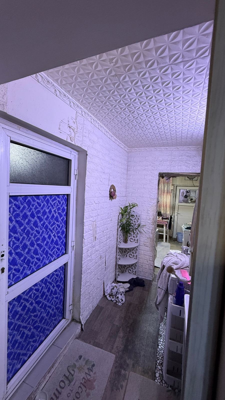 بيت للبيع العنوان كراده داخل مقابل حسينية ال مباركه فرع علوة الفكهاني  الشارع مغلق بي ساحه بالأخير تستدير بي السيارات  البيت مساحته 144م واقع حال 9 واجهه نزال 16 سند مستقل طابو صرف يقره بلسند 138 م استقطاع الشارع للبلديه عرض  الشارع 6م البيت 3طوابق استثمار
الطابق الارضي 3 غرف نوم +صاله +مطبخ +صحيات  سيراميك
الطابق  الأول 2 نوم +صاله +مطبخ+ صحيات سيراميك 
الطابق الثاني 2نوم +صاله+مطبخ +صحيات سيراميك
للاستفسار ‭٠٧٧١ ٣٤٦ ٦٢٧٩‬- ‭٠٧٨١ ٨٢٢ ١٨١٨‬