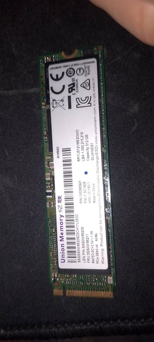 سلام عليكم 
Ssd 512g مال لابتوب ما اعرف اذا يصير للدسكتوب يعره 50 الف 

رامات قطتعين 8+8 ddr4 
القطعة 40 الف 
كل القطع مستعملات ما بيهن ضرر 
مكاني بغداد حي اور 600 ما عندي توصيل


**إذا كنت صاحب هذا الإعلان وتريد حذفه لأي سبب، رجاءا أرسل رسالة إلى الدعم الفني**