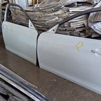 لبيع غراض مال كامري موديل 2008 وارد ياباني حاويه كاملات جدد 0776673682...