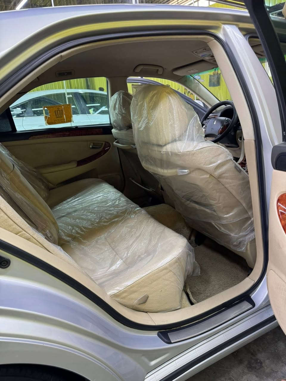 للبيع تويوتا كراون شاهينة 
رقم سليمانيه  انكليزي
تريد وكاله تريد مداور  
اللون  بحري
شاصي (82)‎
بصمة تشغيل + 5بصمات
دواخل  بيجي
‎4دكم
‎ويل كروم 18 الاصلي
 ‎بردة 2 +خلفه
تبريد3 قطع 
‎تلفزيون
كامرة دوارة اصلية
‎مانع انزلاق+Abs
‎مثبت سرعة
Gpsملاحة 
‎تحكم ستيرن
‎لحايا امامي و خلفي و جانبي اصل
‎سبايدر خلفي اصل
‎  اريل امامي وخلفي اصلي  
‎قواعد ضوئية اصلية
‎شباك نيكل اصلي 
كشن كهربائي 
‎مري شفط 
تحويرتها فوك وجوه نجف 
‎السيارة جاهزة حدادية وكير ومحرك و مكفولة من الكص و الحادث و العيب الشرعي
عنواني بالنجف
***********
