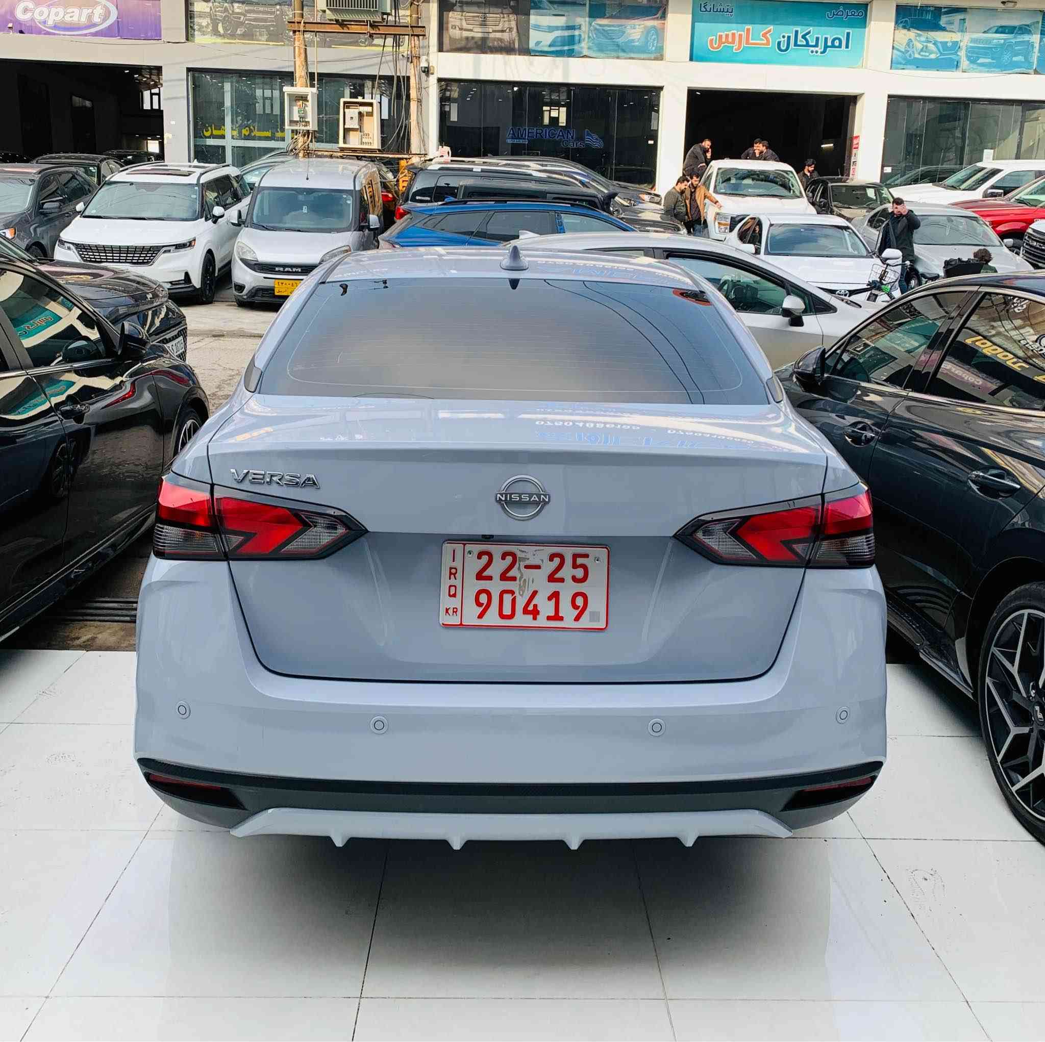 نیسان ڤێرسا ٢٠٢٥
رەنگی سمۆک
مواسەفات Sv
بەسمە و شاشە
ویل کرۆم و لایت لید و زینۆن
١٥ هەزار مایل رۆیشتووە
پشت و پێشی کەپسە
دەرگا و جاملغی سبوغه لەگەل کەمەک دۆسە

*********** أربيل, العراق
