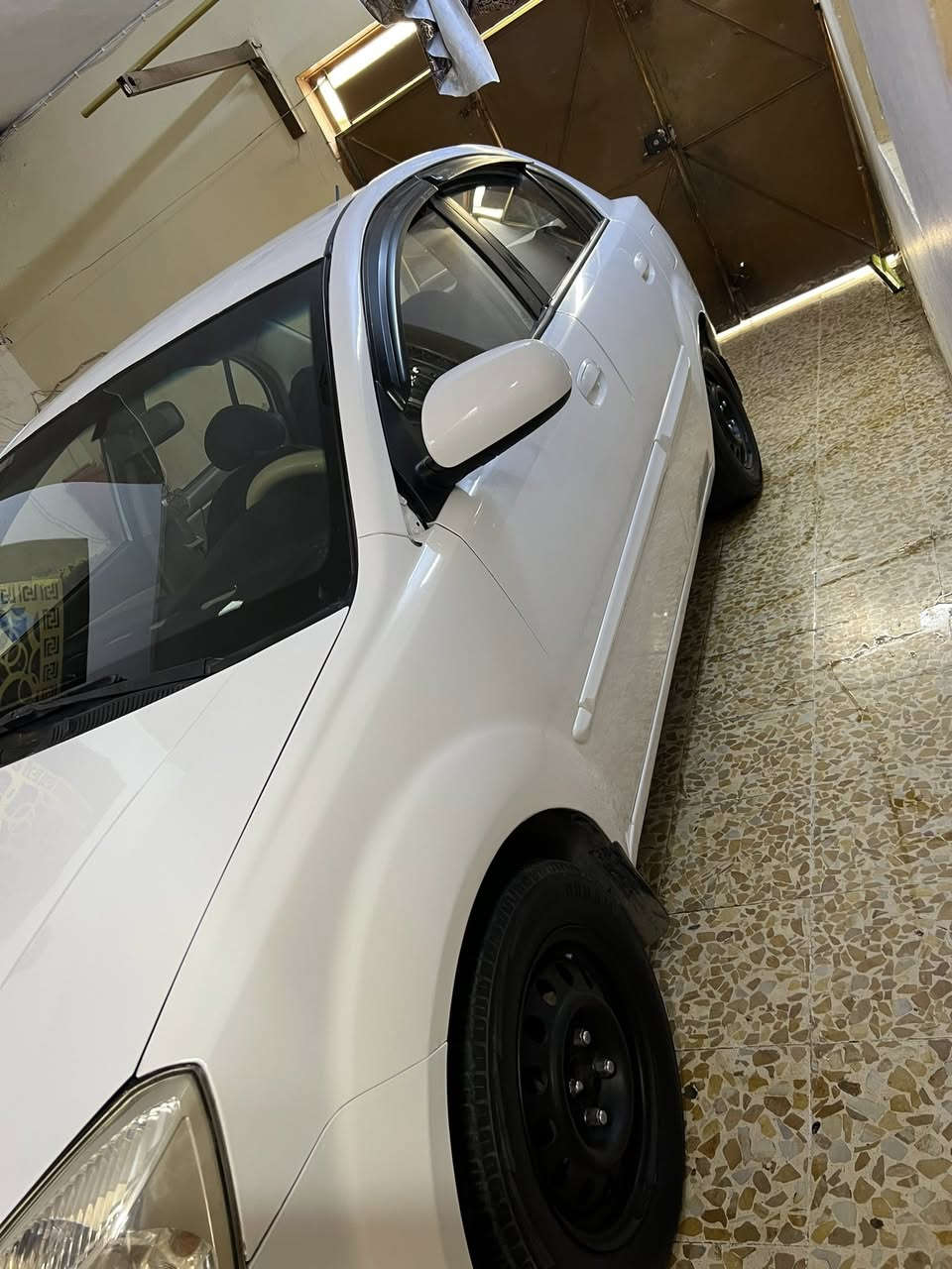 كيه ريو 2011
محرك 16كير،نضيف 

ضرر باب وجاملغ بلا دواخل 

بيها تلقيطات ابيع حزام 

شرط،الوكله والتحويل 

 السعر 85وبيها مجال مكان السياره موصل الجانب الايسر ***********
