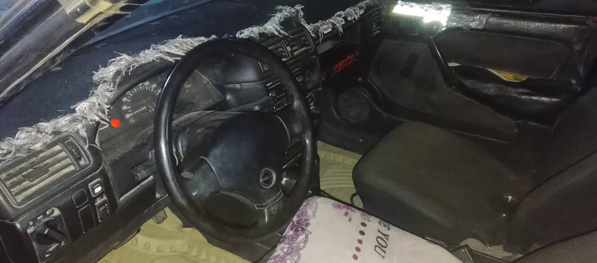السلام عليكم اوبل فكترا 91محرك 18كير اوتو شرط كير محرك شرط التحويل سعر 37وبيها مجال ***********
