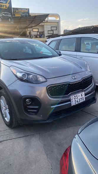 سلام عليكم شباب للبيع كيا سبورتج وارد امريكي بدون ارباك بدون صبغ حادث سرقه جاملغ  شادلها بلاديه بدون صبغ موديل 2018 محرك كير كله بشرط مامفتوح وحتى صبغ وايرباك هم بشرط ماطاك السعر 145 بي مجال الشراي يتصل ***********
