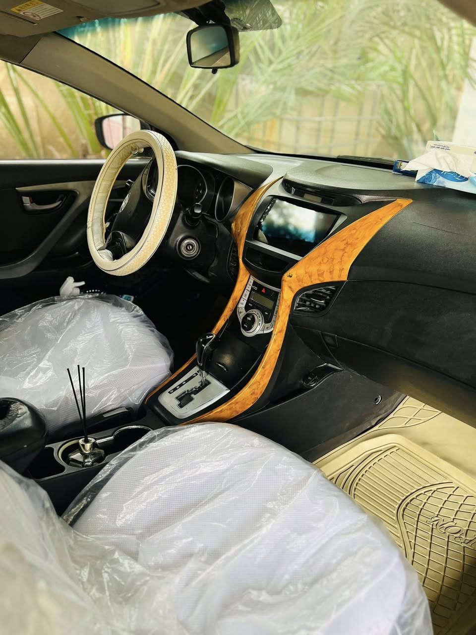 النترا وارد كوري مديل 12رقم بصرة مكفوله من الضربه و التبديل جديده وجاهزه من كلشي مابيههه اي نقص محرك وكير و حداديه و تبريد شرط الفحص سيارة مالت بيت شاشة جديده وباتري جديد السعر 95 هاتف ***********
